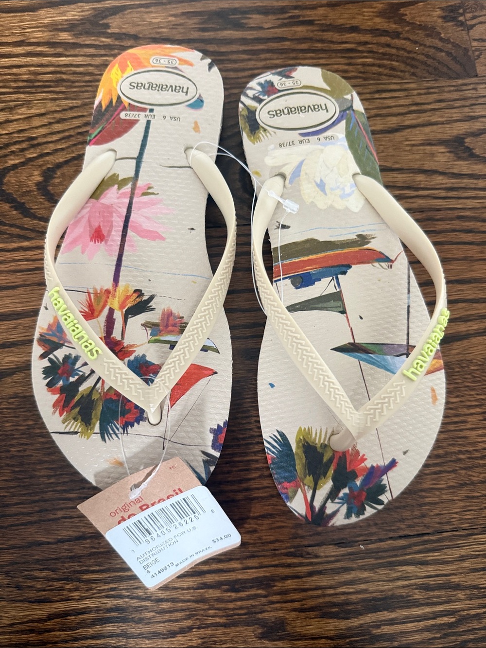 Havaianas Beige Strap Floral Print Women's Sandals size 6